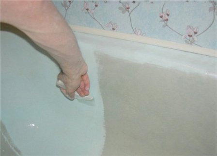 Чем покрасить ванну: специальная эмаль и краска для реставрации ванн