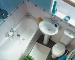 Комфортный дизайн миниатюрной ванной в 2 кв. м