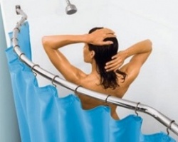 Штанга для шторы в ванную: её виды и способы монтажа