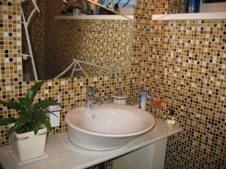 Мозаика в ванной комнате - великолепная отделка с современным акцентом