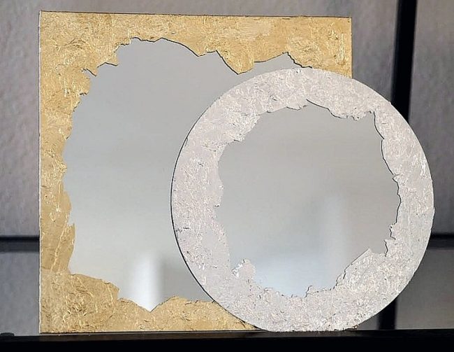 Декор зеркала сусальным золотом